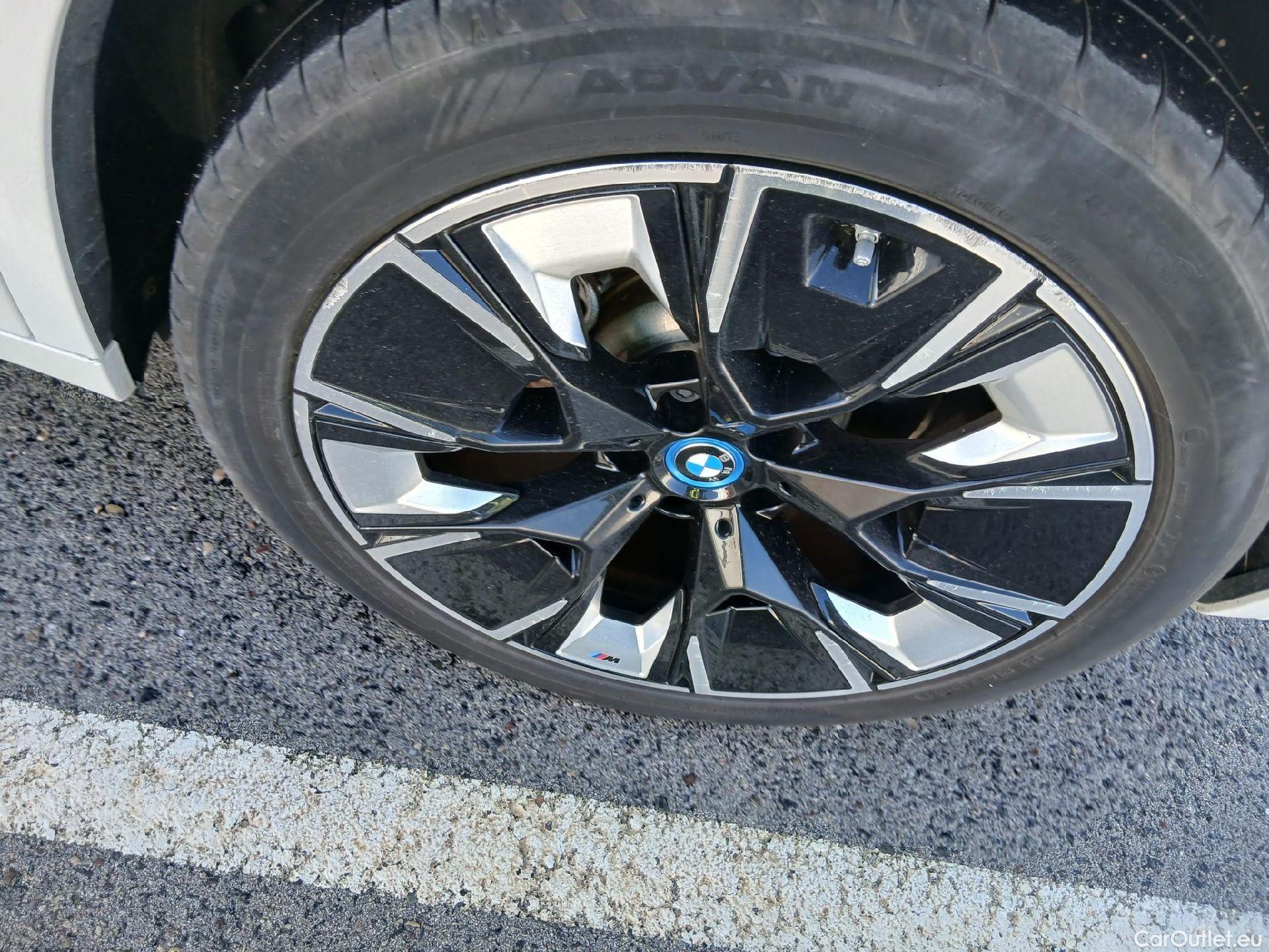  Bmw  iX3 BMW  / 2021 / 5P / todoterreno 80 kWh M Sport (AC3) #3