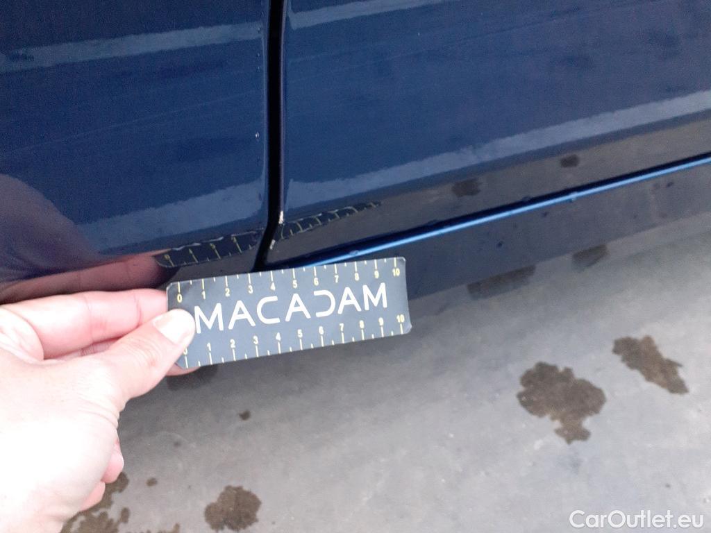  Bmw  Serie 5 BMW  / 2020 / 4P / sedán 530e #19