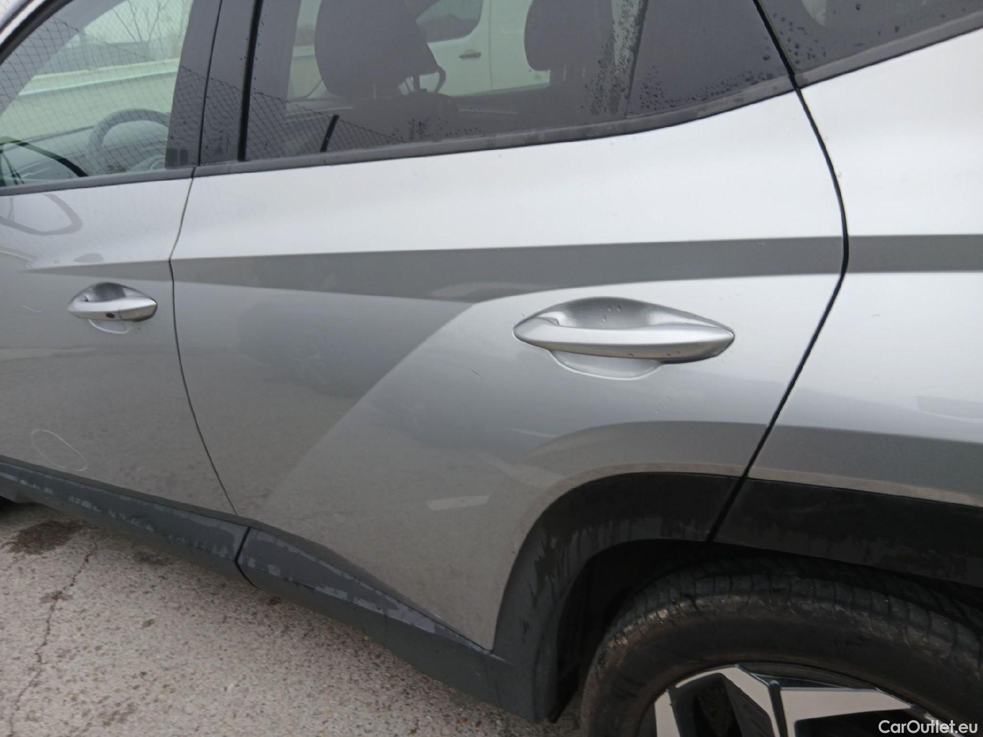  Hyundai  Tucson HYUNDAI  / 2020 / 5P / todoterreno 1.6 TGDI 169kW HEV Tecno Sky Auto #11