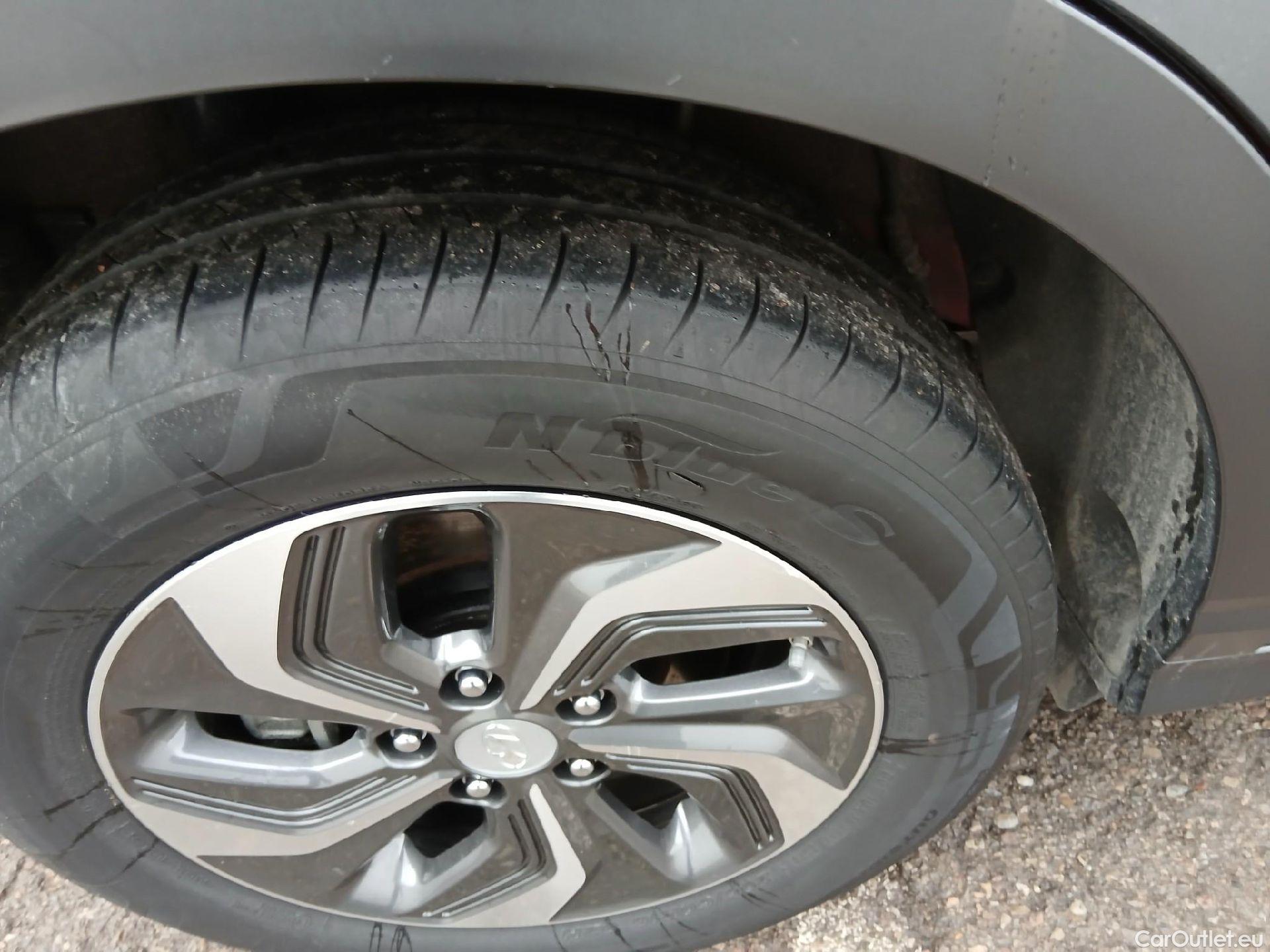  Hyundai  Konna HYUNDAI Kona / 2017 / 5P / todoterreno 1.6 GDI HEV Tecno Red DCT #20