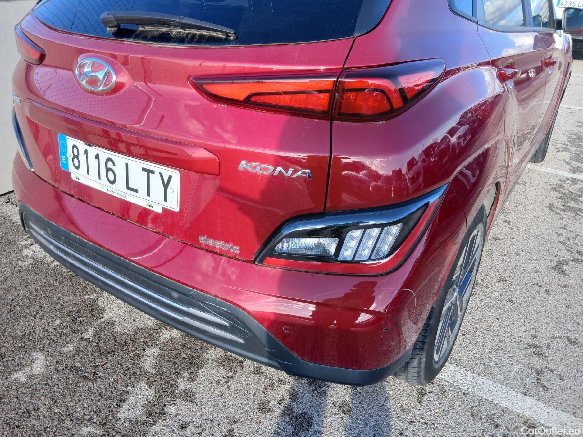  Hyundai  Konna HYUNDAI Kona / 2020 / 5P / todoterreno 150kW EV Tecno 2C #24