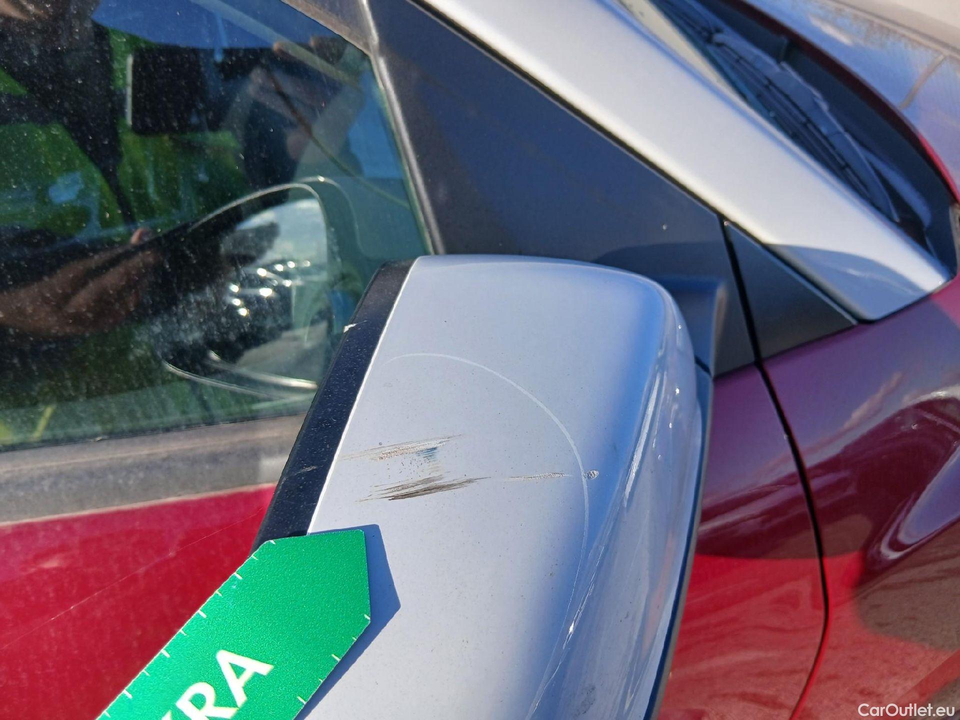  Hyundai  Konna HYUNDAI Kona / 2020 / 5P / todoterreno 150kW EV Tecno 2C #31