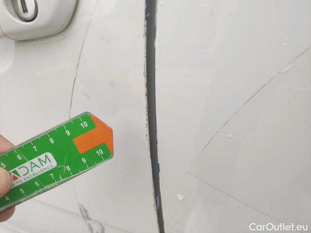  Citroen  C3 CITROEN  / 2020 / 5P / berlina con portón BlueHDi 75KW (100CV) S&S FEEL #8