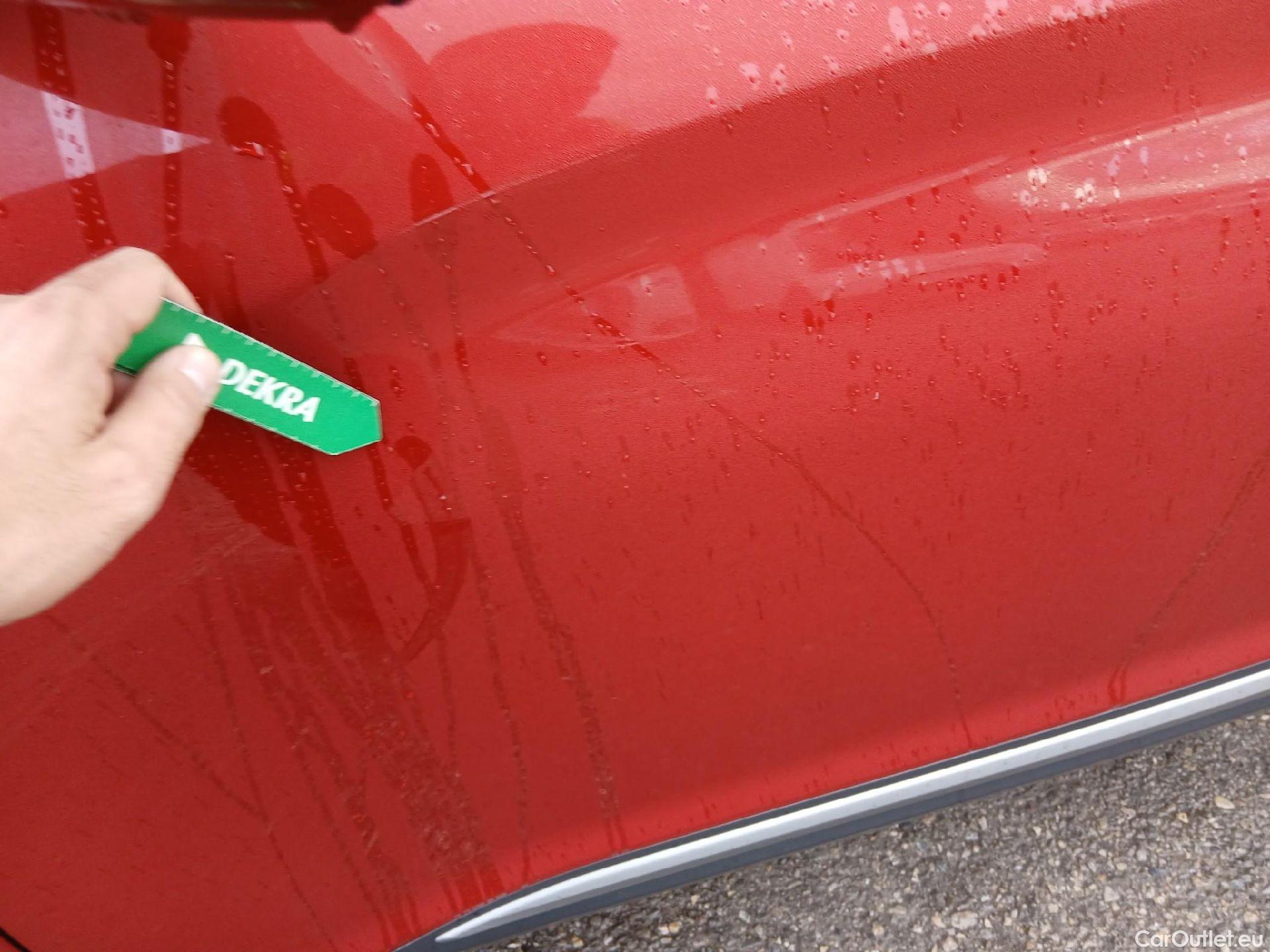  Hyundai  Konna HYUNDAI Kona / 2017 / 5P / todoterreno 1.6 GDI HEV Tecno Red DCT #11