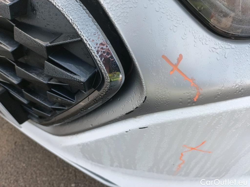  Hyundai   Ioniq HYUNDAI / 2019 / 5P / berlina con portón 1.6 GDI HEV Tecno DCT #10