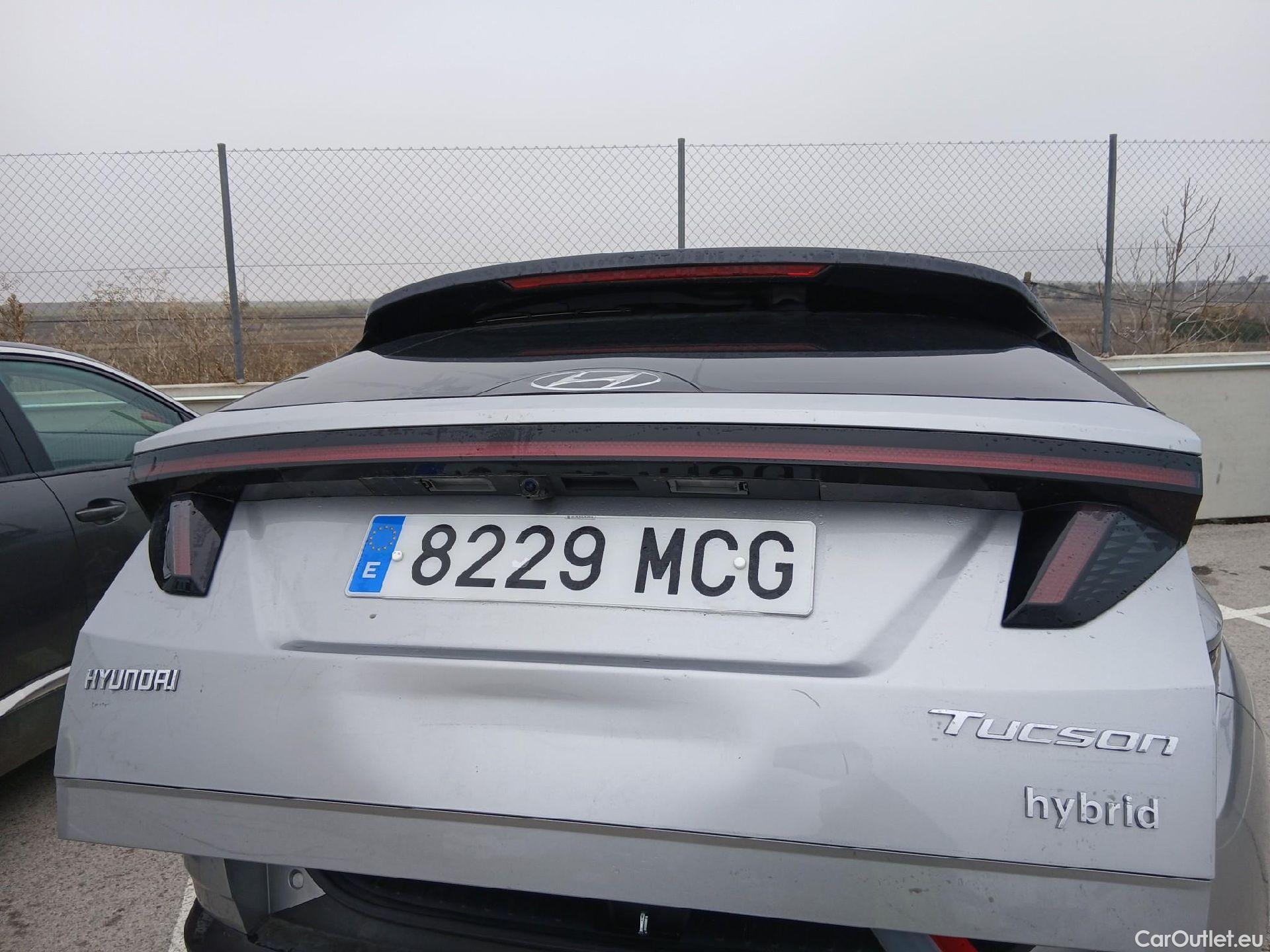  Hyundai  Tucson HYUNDAI  / 2020 / 5P / todoterreno 1.6 TGDI 169kW HEV Tecno Sky Auto #14