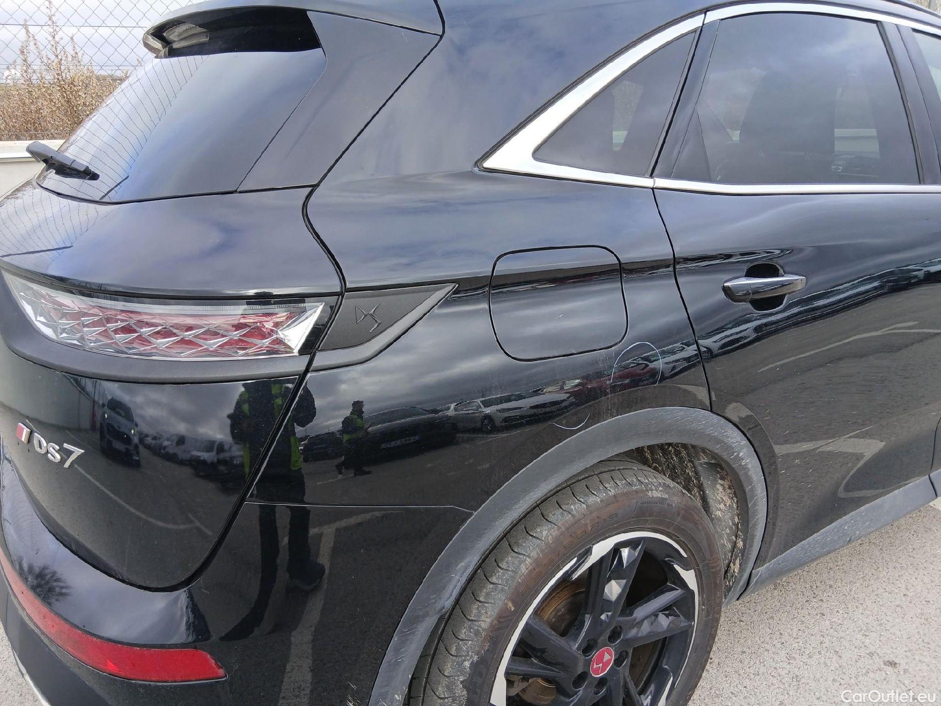  DS  DS7 DS DS 7 Crossback E-Tense / 2017 / 5P / todoterreno 1.6 E-Tense 225 PERFORMANCE LINE + Auto #28