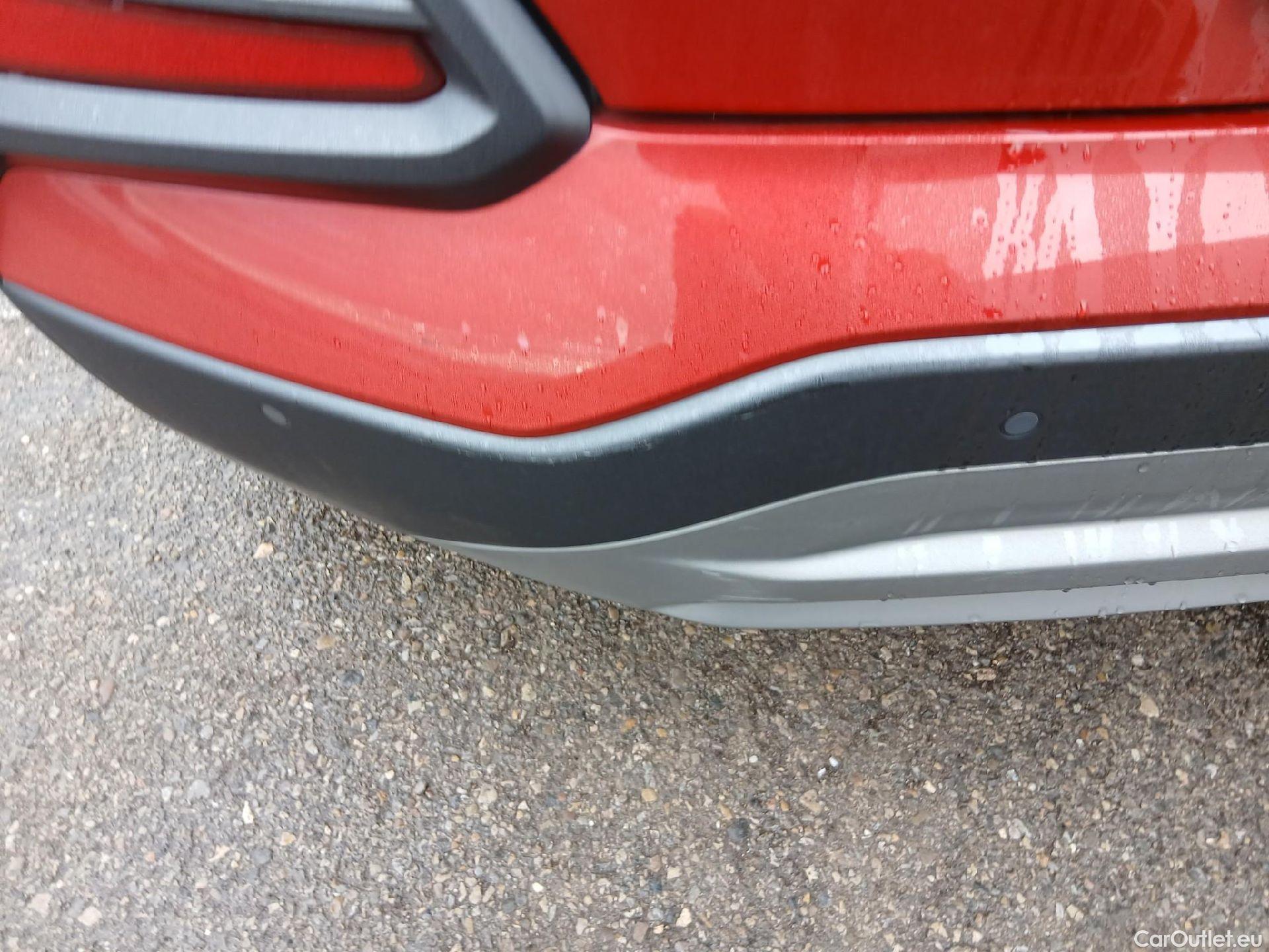  Hyundai  Konna HYUNDAI Kona / 2017 / 5P / todoterreno 1.6 GDI HEV Tecno Red DCT #15