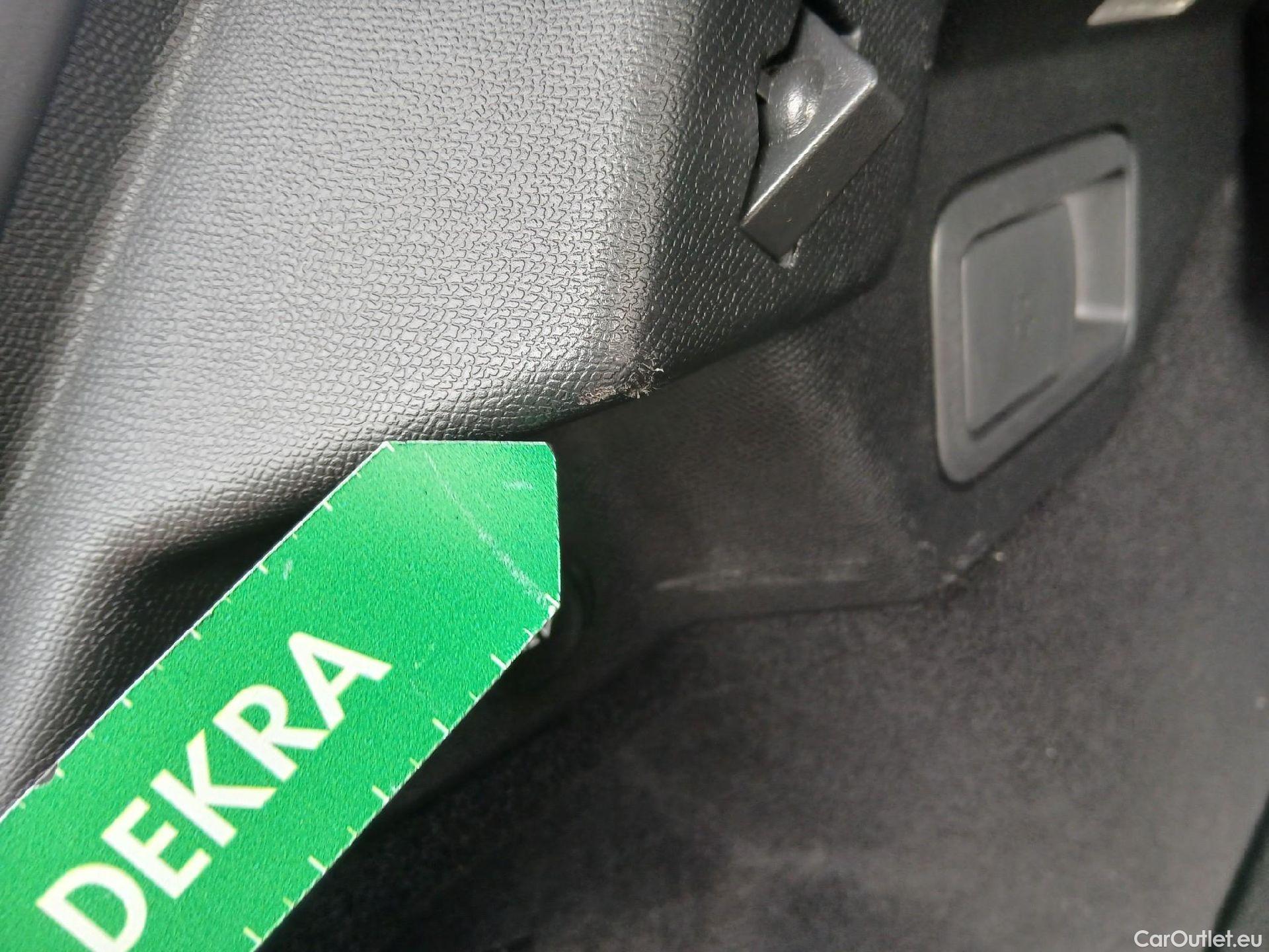  DS  DS7 DS DS 7 Crossback E-Tense / 2017 / 5P / todoterreno 1.6 E-Tense 225 PERFORMANCE LINE + Auto #15