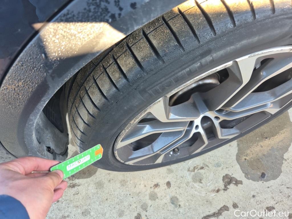  Bmw  X5 BMW  / 2018 / 5P / todoterreno xDrive45e (AC) #7