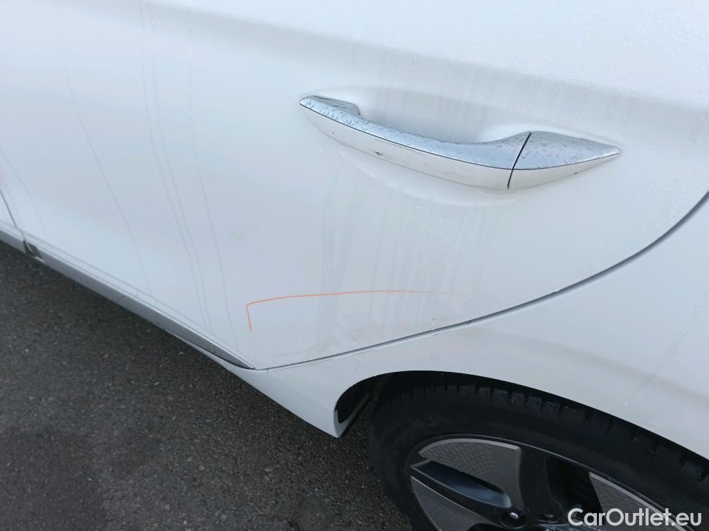  Hyundai   Ioniq HYUNDAI / 2019 / 5P / berlina con portón 1.6 GDI HEV Tecno DCT #3