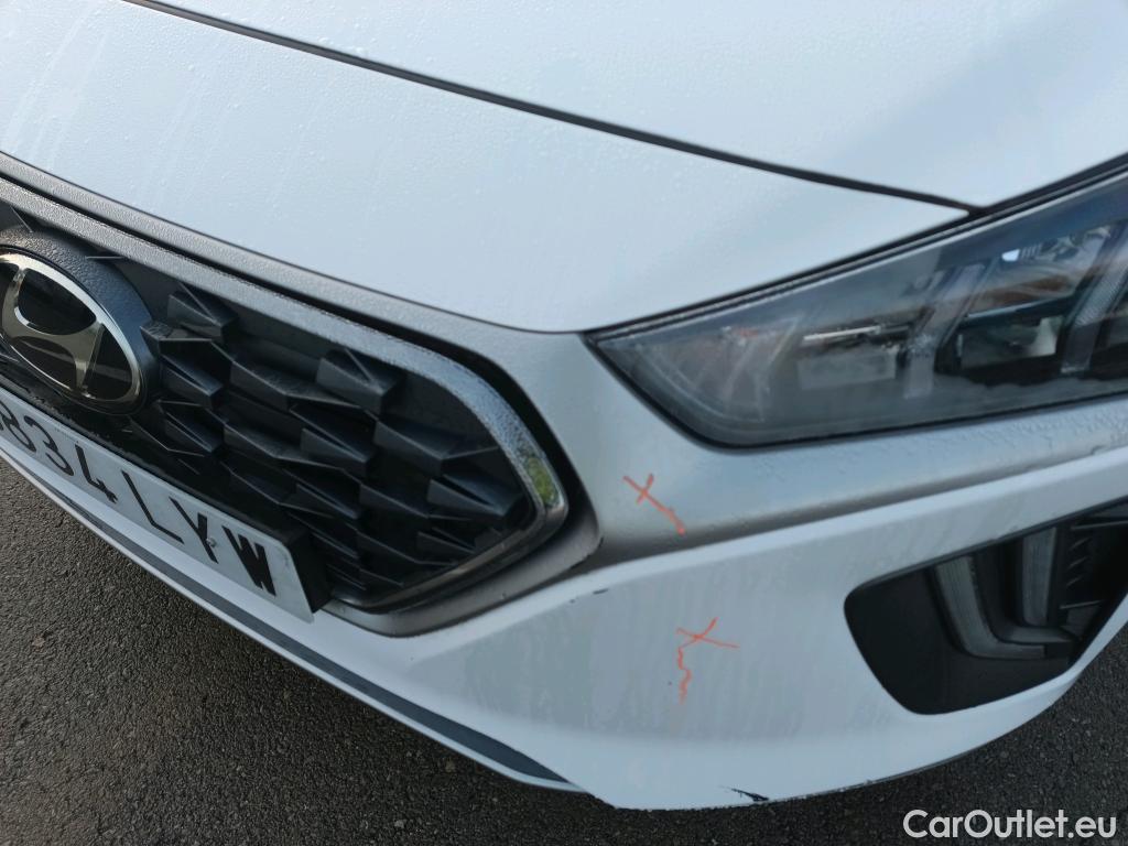 Hyundai   Ioniq HYUNDAI / 2019 / 5P / berlina con portón 1.6 GDI HEV Tecno DCT #9