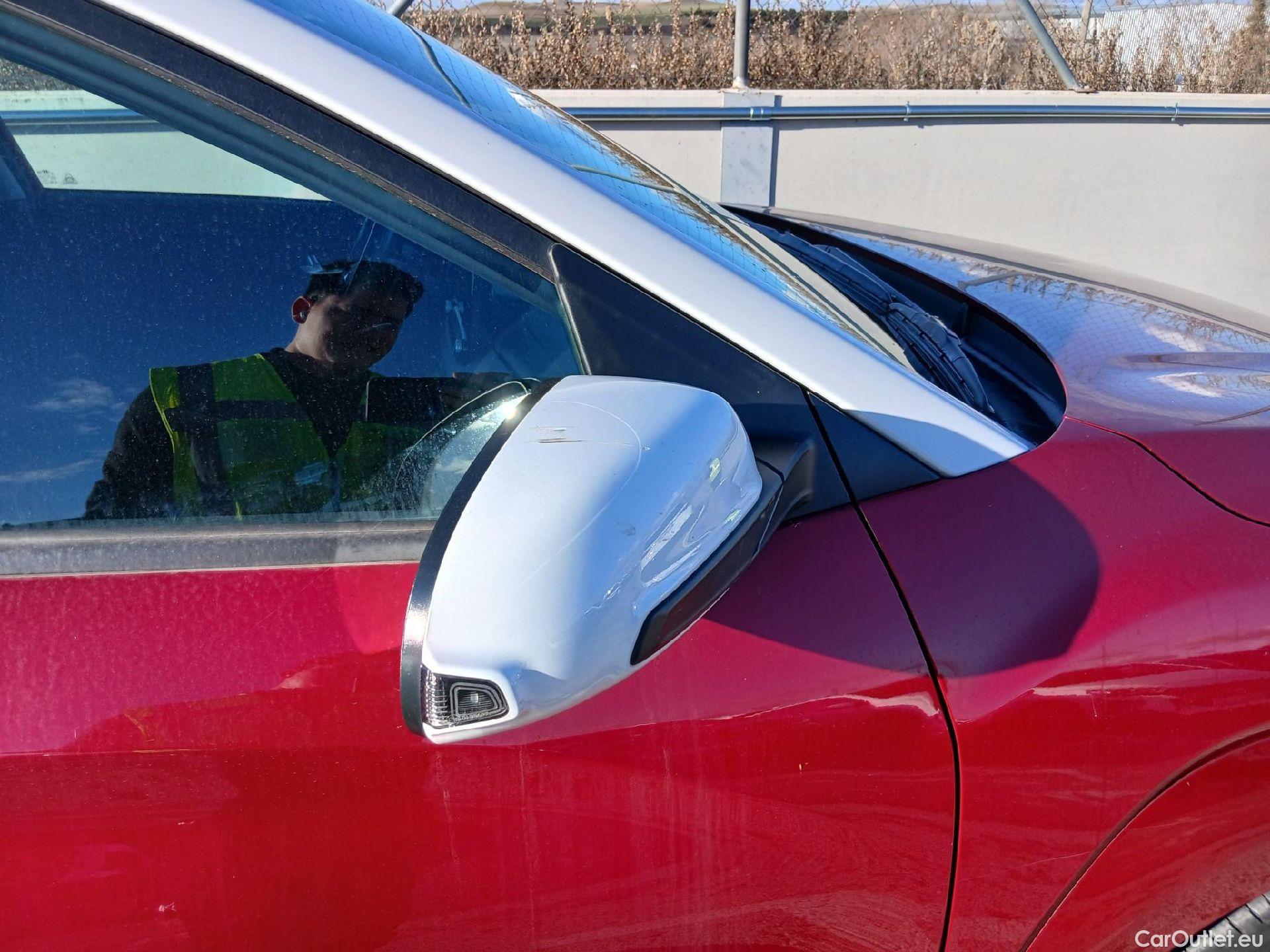  Hyundai  Konna HYUNDAI Kona / 2020 / 5P / todoterreno 150kW EV Tecno 2C #32