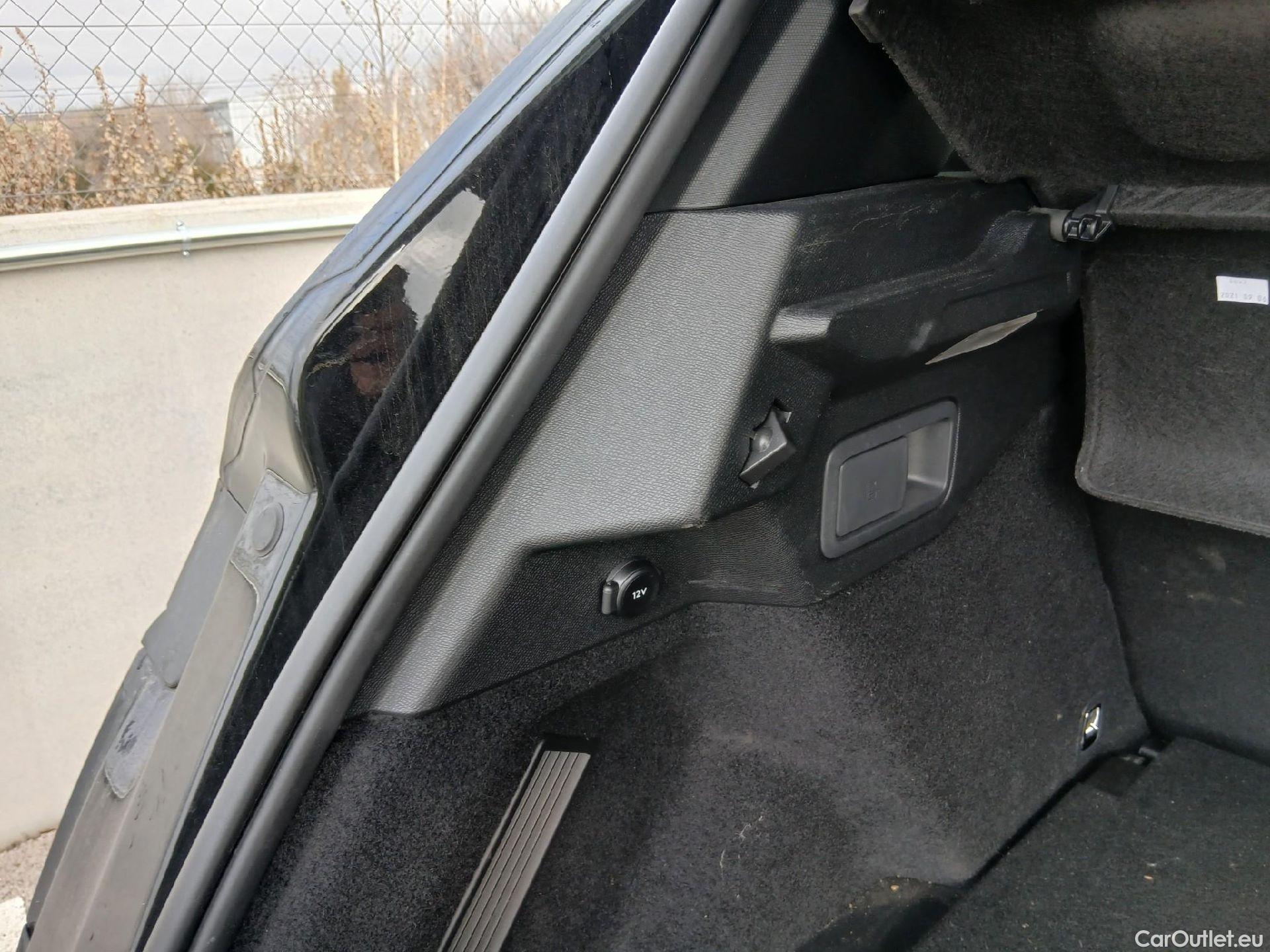  DS  DS7 DS DS 7 Crossback E-Tense / 2017 / 5P / todoterreno 1.6 E-Tense 225 PERFORMANCE LINE + Auto #16