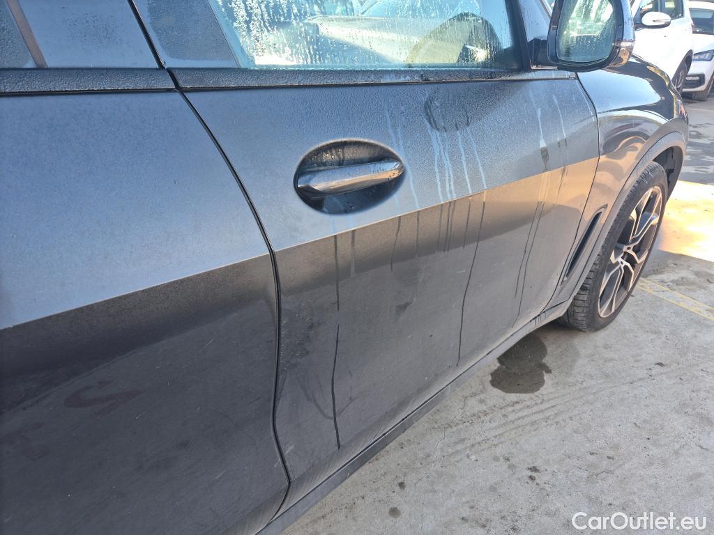  Bmw  X5 BMW  / 2018 / 5P / todoterreno xDrive45e (AC) #29