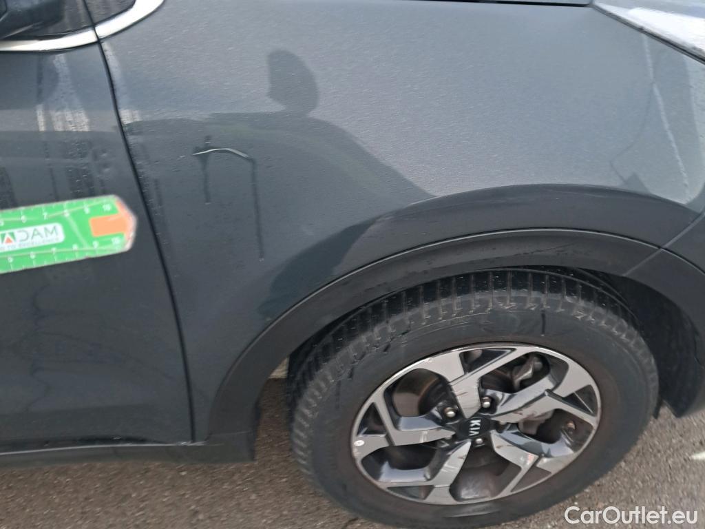  KIA  Sportage KIA  1.6MHEV Drive 100kW(136CV) 4x2(Crist Tintados) #11