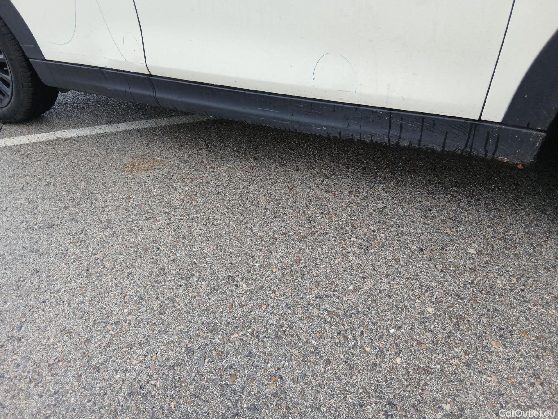  Mini  Cooper MINI MINI / 2014 / 5P / berlina con portón ONE 5 PUERTAS (CX) #44