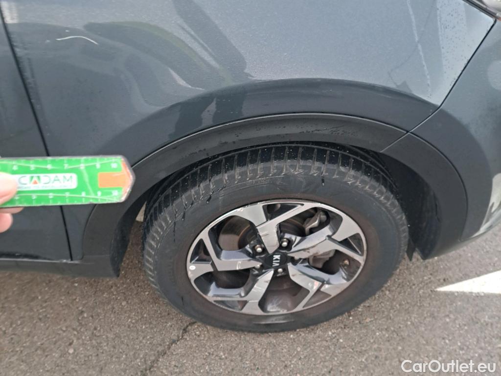  KIA  Sportage KIA  1.6MHEV Drive 100kW(136CV) 4x2(Crist Tintados) #7