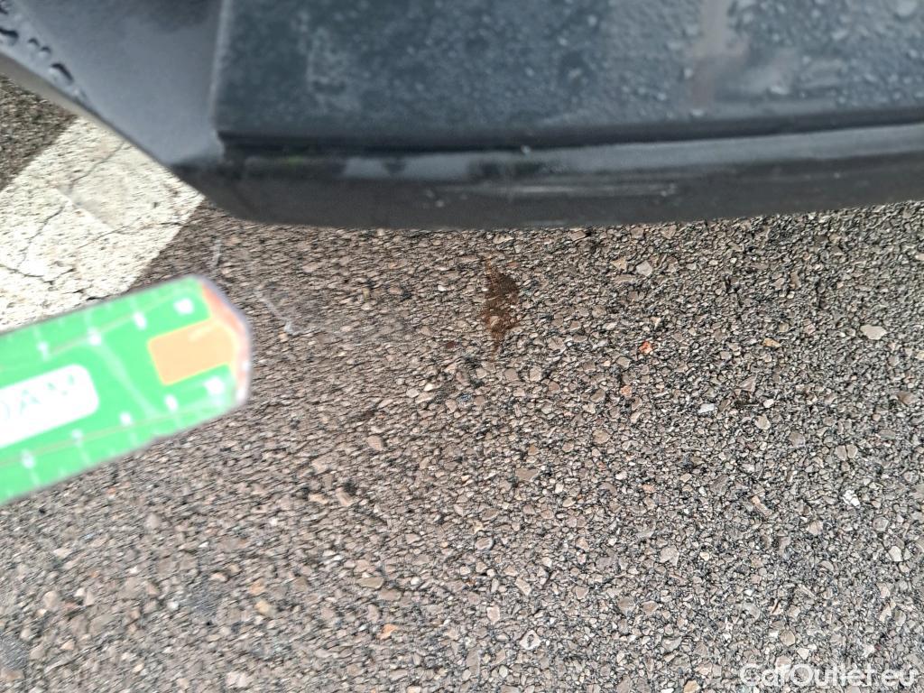  KIA  Sportage KIA  1.6MHEV Drive 100kW(136CV) 4x2(Crist Tintados) #22