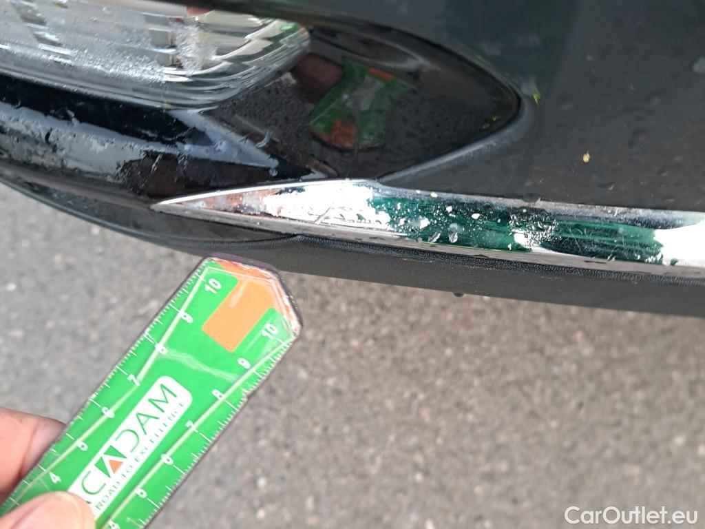  KIA  Sportage KIA  1.6MHEV Drive 100kW(136CV) 4x2(Crist Tintados) #30