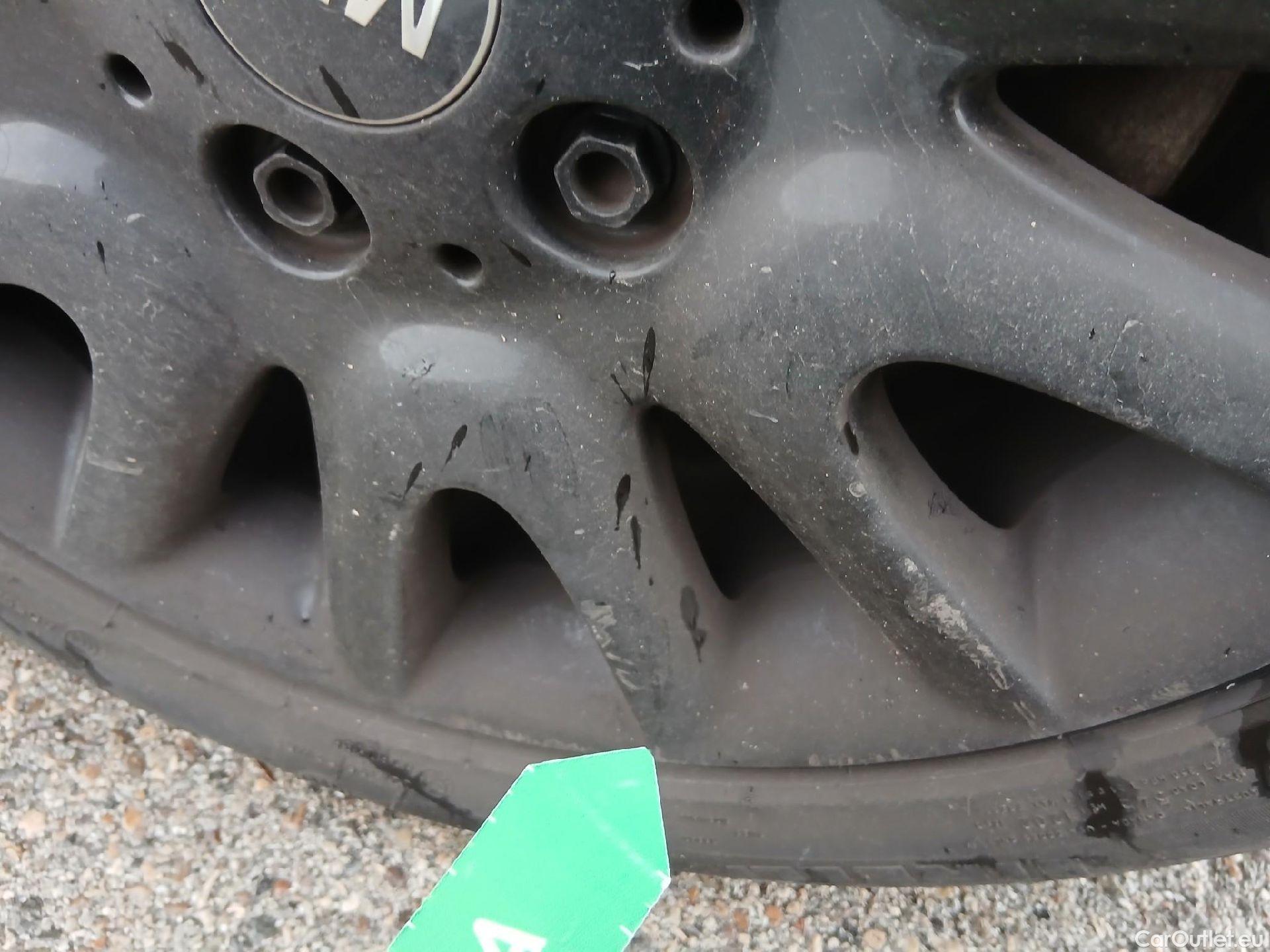  Mini  Cooper MINI MINI / 2014 / 5P / berlina con portón ONE 5 PUERTAS (CX) #21