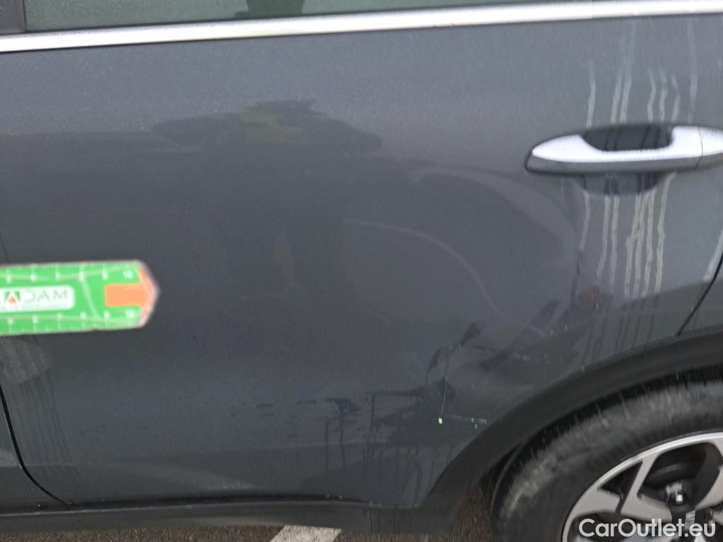  KIA  Sportage KIA  1.6MHEV Drive 100kW(136CV) 4x2(Crist Tintados) #1