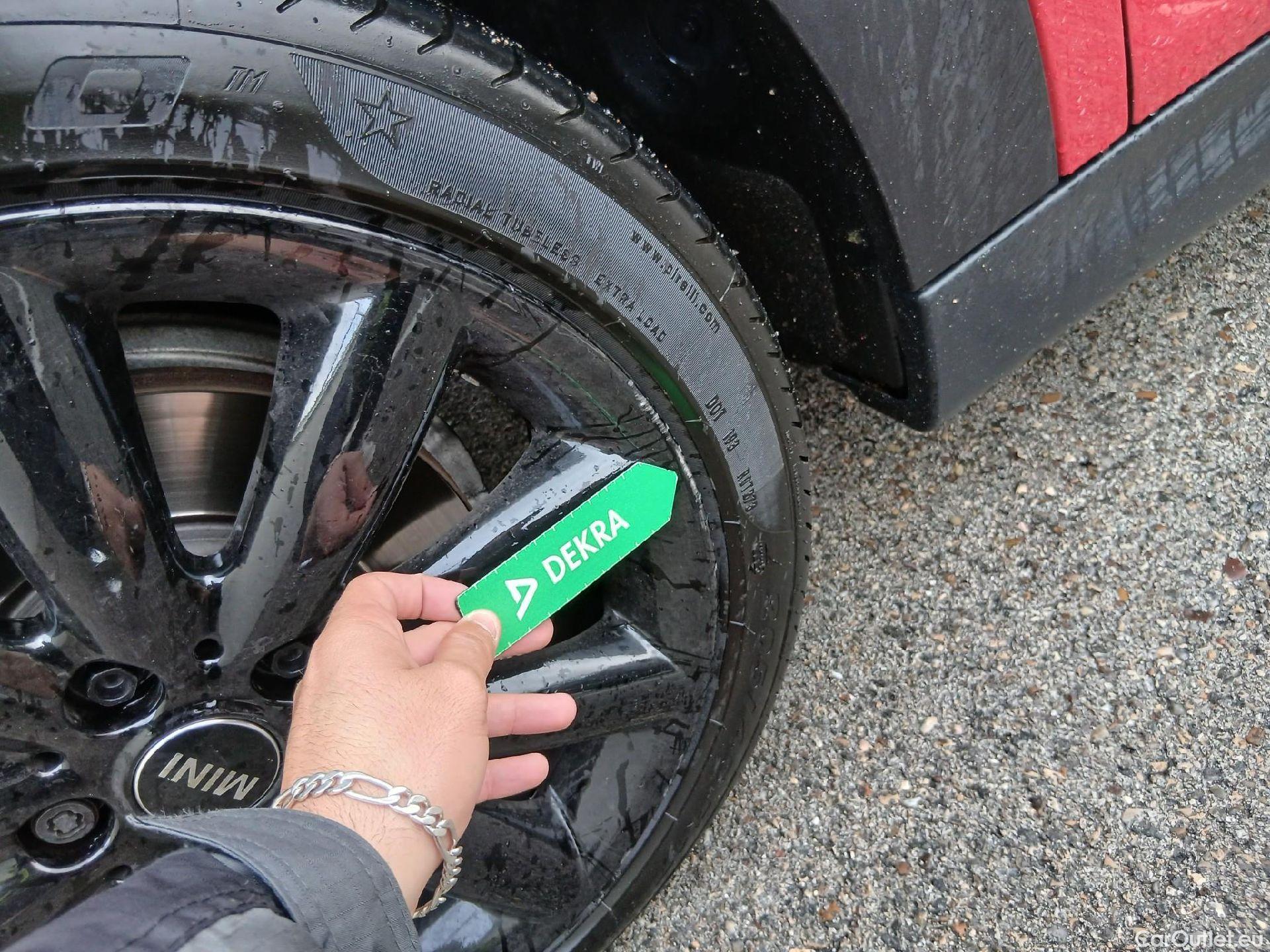  Mini  Cooper MINI MINI / 2014 / 3P / berlina con portón  S #12