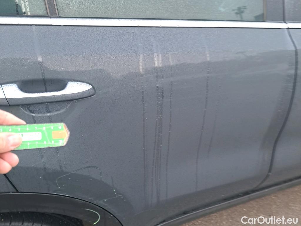  KIA  Sportage KIA  1.6MHEV Drive 100kW(136CV) 4x2(Crist Tintados) #3