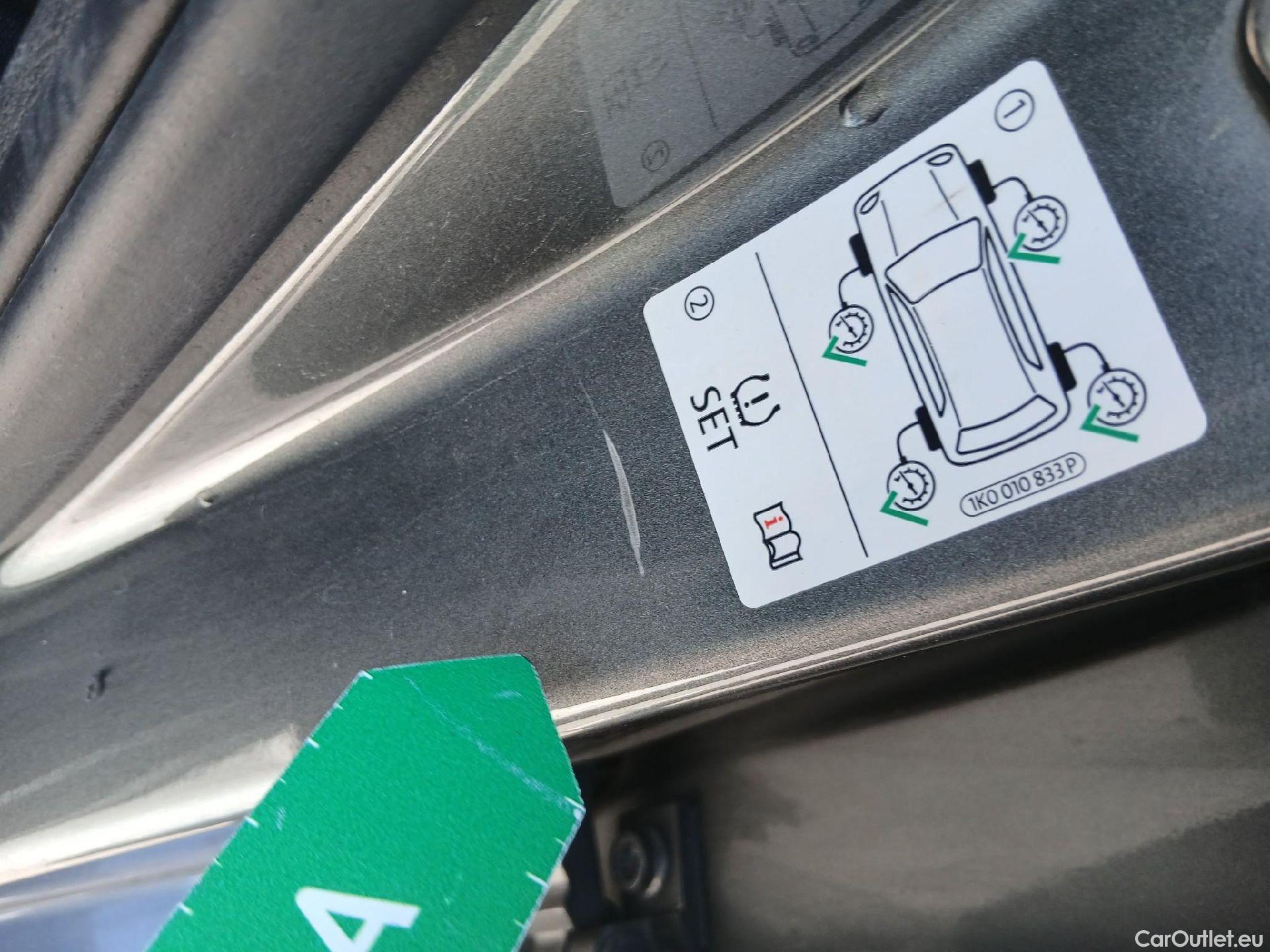  Skoda  Fabia SKODA  / 2021 / 5P / berlina con portón 1.0 TSI 70KW (95CV) Sport #18