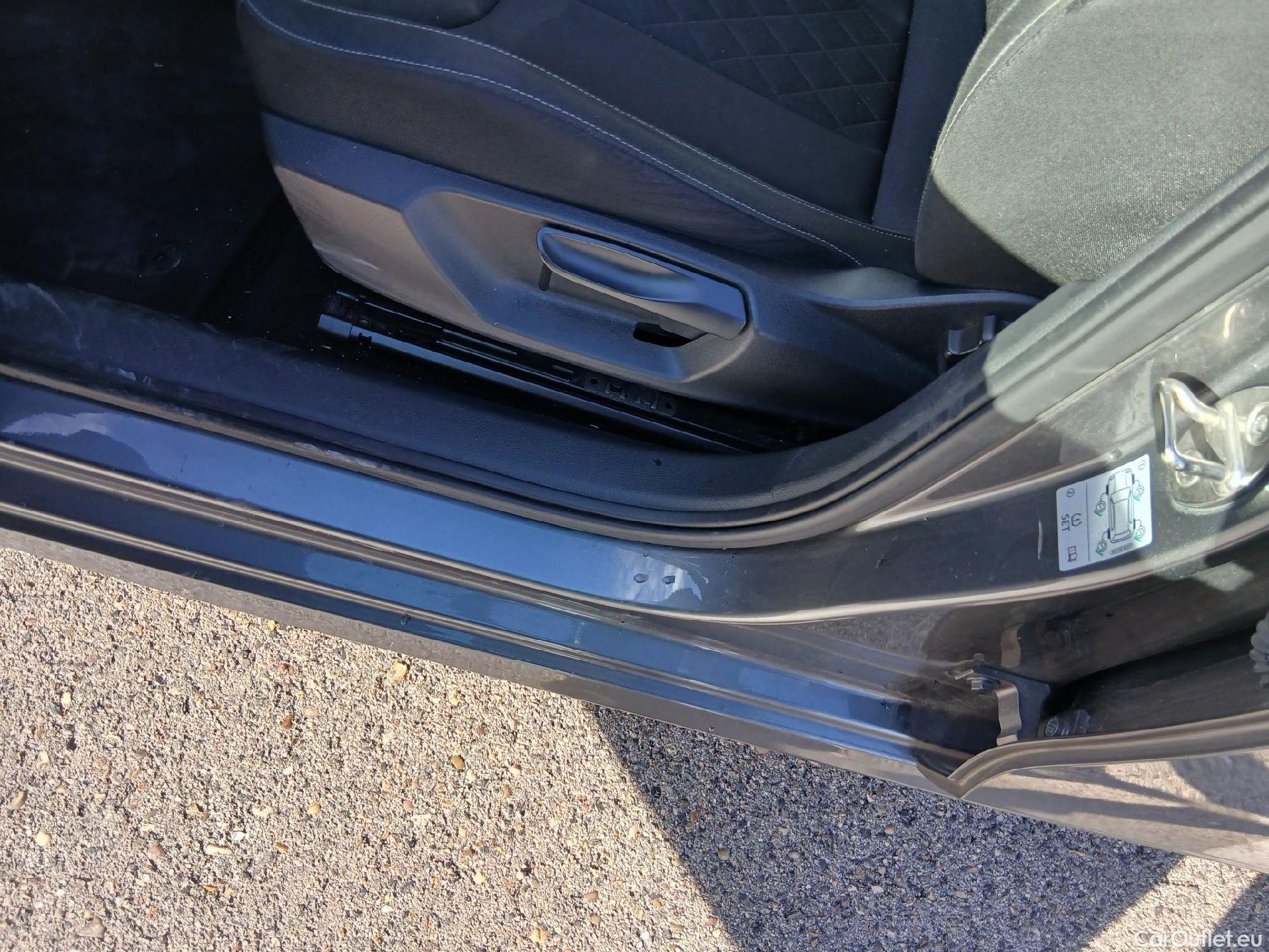  Skoda  Fabia SKODA  / 2021 / 5P / berlina con portón 1.0 TSI 70KW (95CV) Sport #19