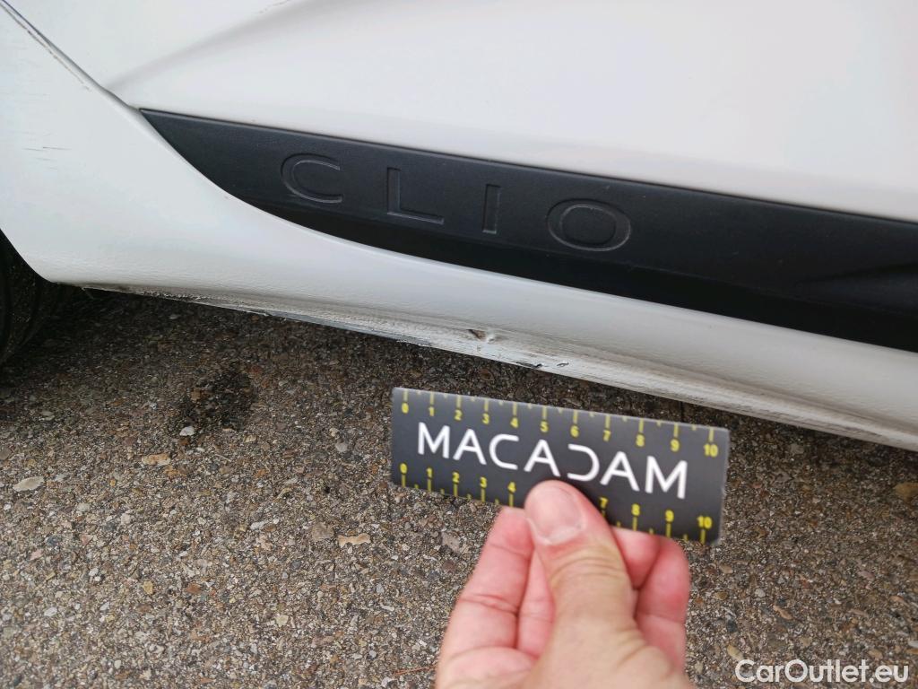  Renault  Clio RENAULT  / 2019 / 5P / berlina con portón Business Blue dCi 63 kW (85CV) #4