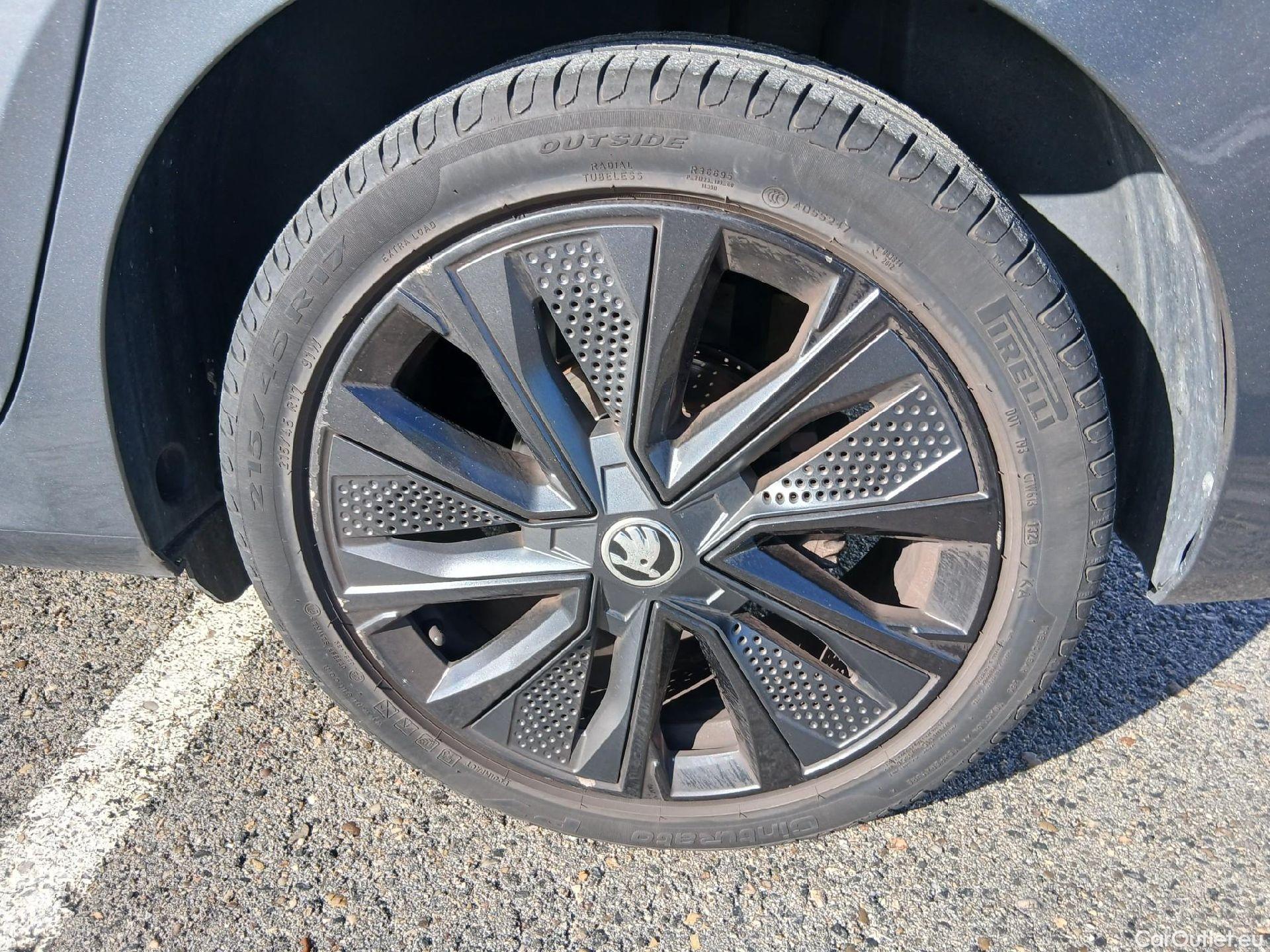  Skoda  Fabia SKODA  / 2021 / 5P / berlina con portón 1.0 TSI 70KW (95CV) Sport #16