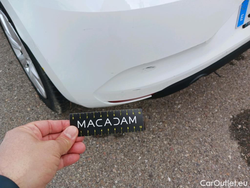  Renault  Clio RENAULT  / 2019 / 5P / berlina con portón Business Blue dCi 63 kW (85CV) #31