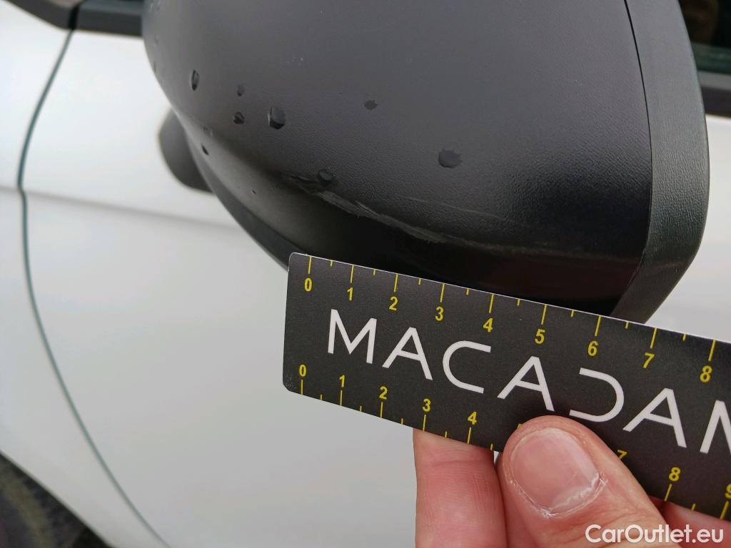  Renault  Clio RENAULT  / 2019 / 5P / berlina con portón Business Blue dCi 63 kW (85CV) #43