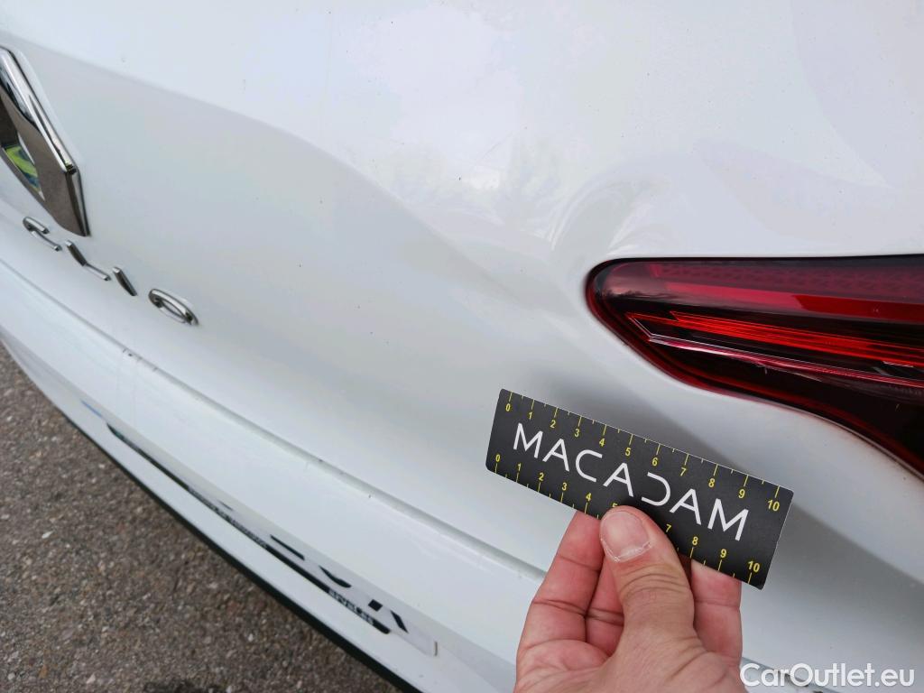  Renault  Clio RENAULT  / 2019 / 5P / berlina con portón Business Blue dCi 63 kW (85CV) #6