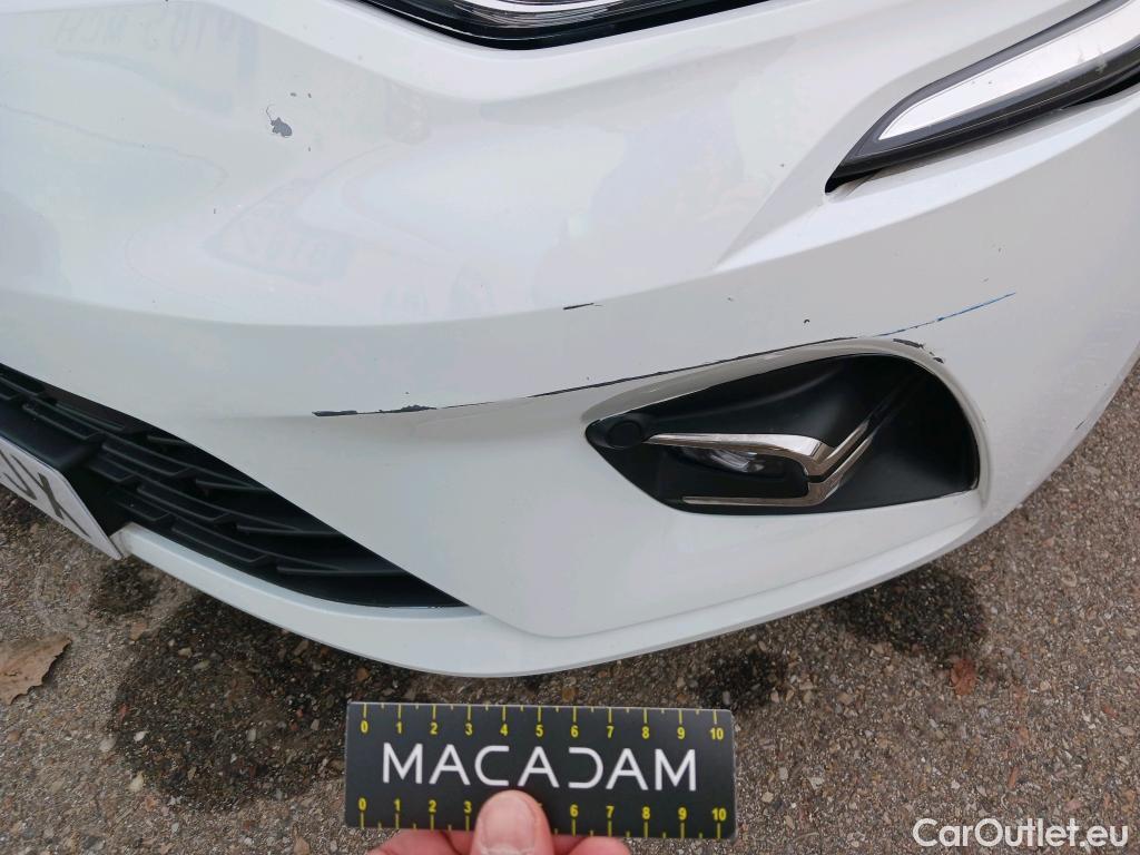  Renault  Clio RENAULT  / 2019 / 5P / berlina con portón Business Blue dCi 63 kW (85CV) #16