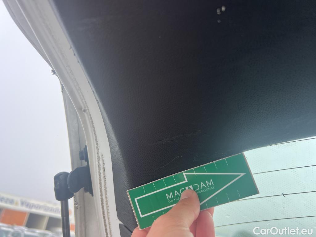  Ford  Fiesta FORD  Van / 2012 / 3P / berlina comercial 1.5 TDCi 55kW (75CV) #19