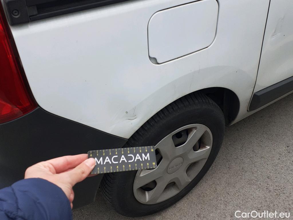  Dacia  Dokker DACIA  / 2013 / 4P / furgón derivado de turismo Van Essential 1.6 80kW (110CV) GLP #5