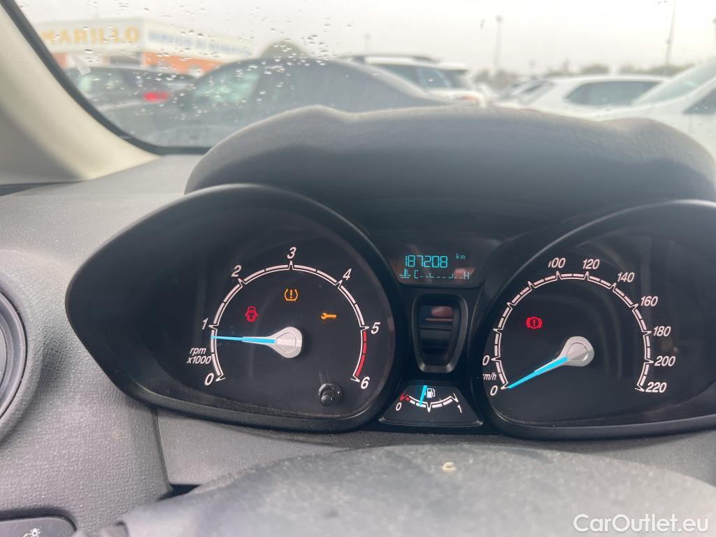  Ford  Fiesta FORD  Van / 2012 / 3P / berlina comercial 1.5 TDCi 55kW (75CV) #41