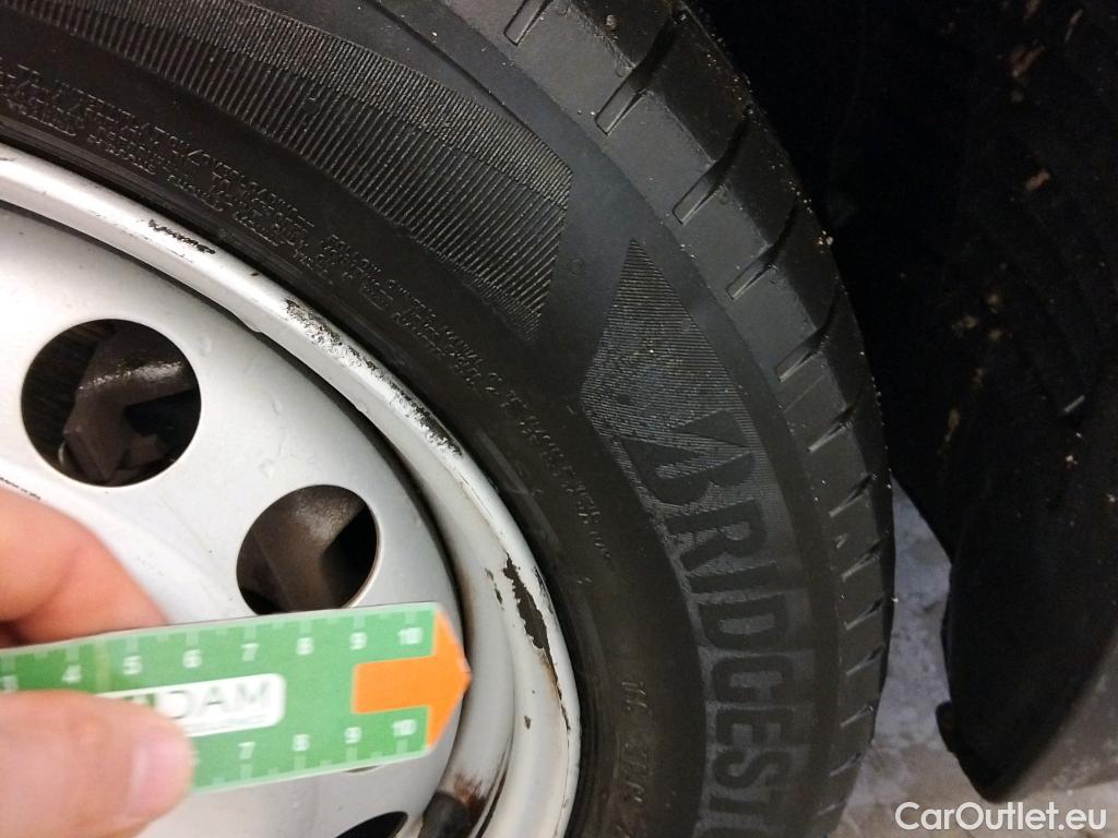  Citroen  Berlingo CITROEN  COMBI Talla M BlueHDi 100 S&S LIVE #43