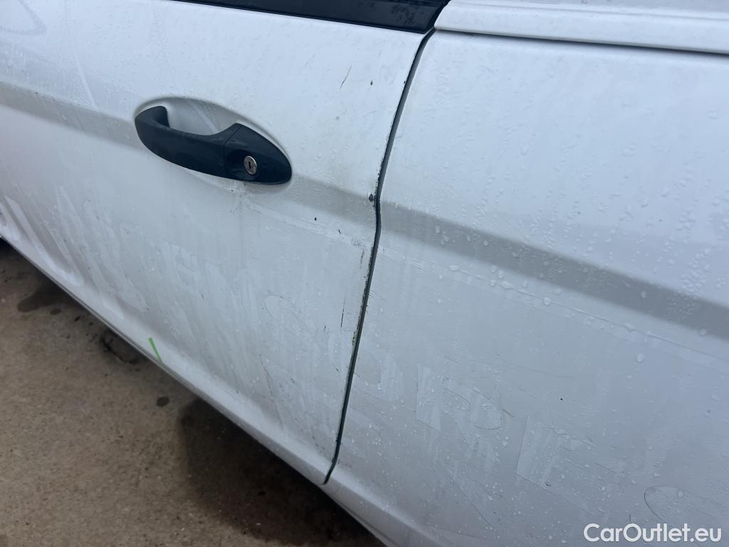  Ford  Fiesta FORD  Van / 2012 / 3P / berlina comercial 1.5 TDCi 55kW (75CV) #7