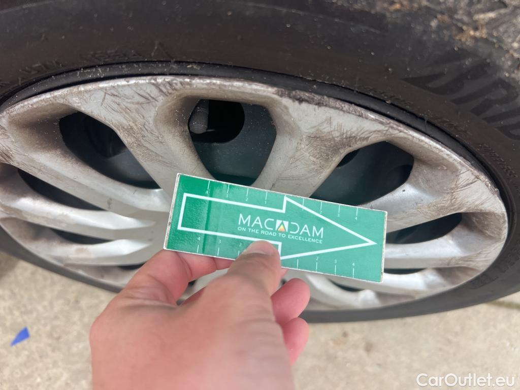  Ford  Fiesta FORD  Van / 2012 / 3P / berlina comercial 1.5 TDCi 55kW (75CV) #37