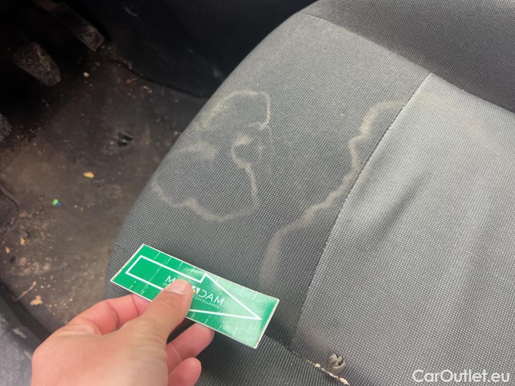  Ford  Fiesta FORD  Van / 2012 / 3P / berlina comercial 1.5 TDCi 55kW (75CV) #6