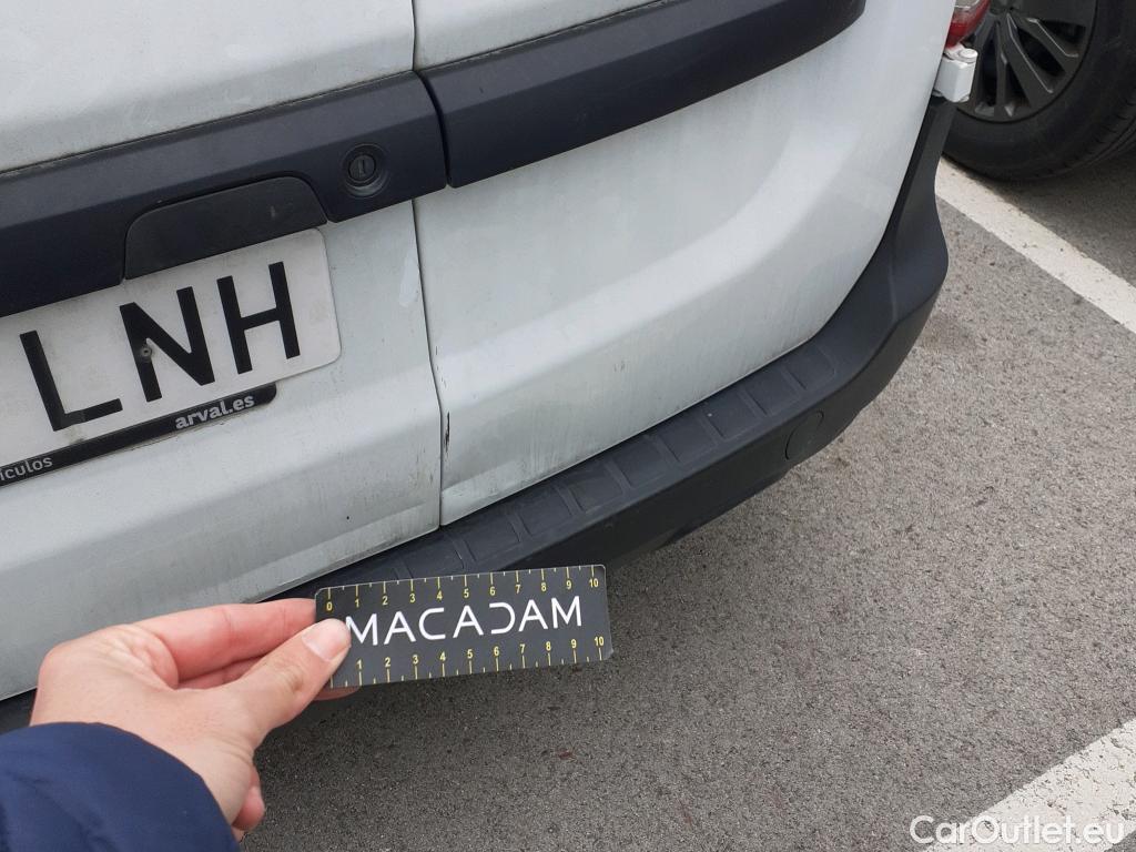  Dacia  Dokker DACIA  / 2013 / 4P / furgón derivado de turismo Van Essential 1.6 80kW (110CV) GLP #3