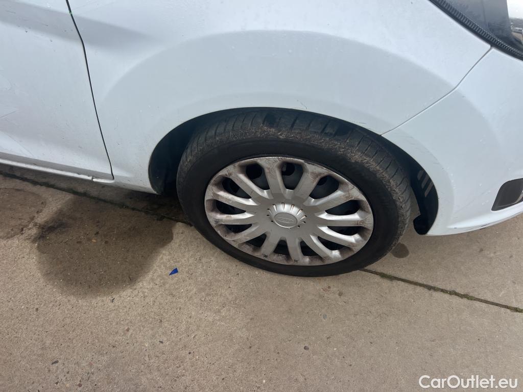  Ford  Fiesta FORD  Van / 2012 / 3P / berlina comercial 1.5 TDCi 55kW (75CV) #36