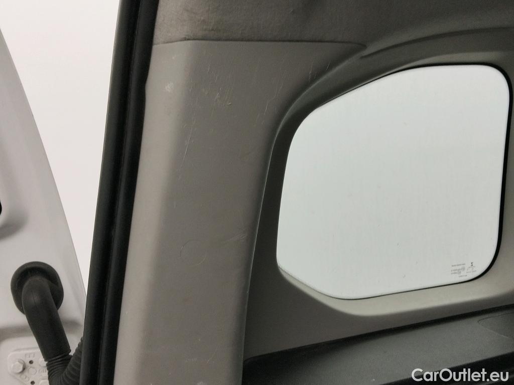  Citroen  Berlingo CITROEN  COMBI Talla M BlueHDi 100 S&S LIVE #37