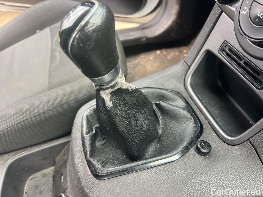  Ford  Fiesta FORD  Van / 2012 / 3P / berlina comercial 1.5 TDCi 55kW (75CV) #24