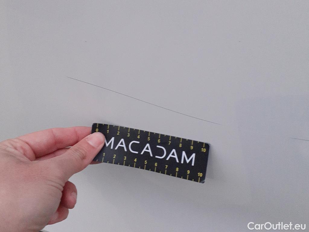  Fiat  Fiorino FIAT  / 2016 / 3P / furgón derivado de turismo Cargo Base 1.4 Natural Power 51kW (70CV) #16