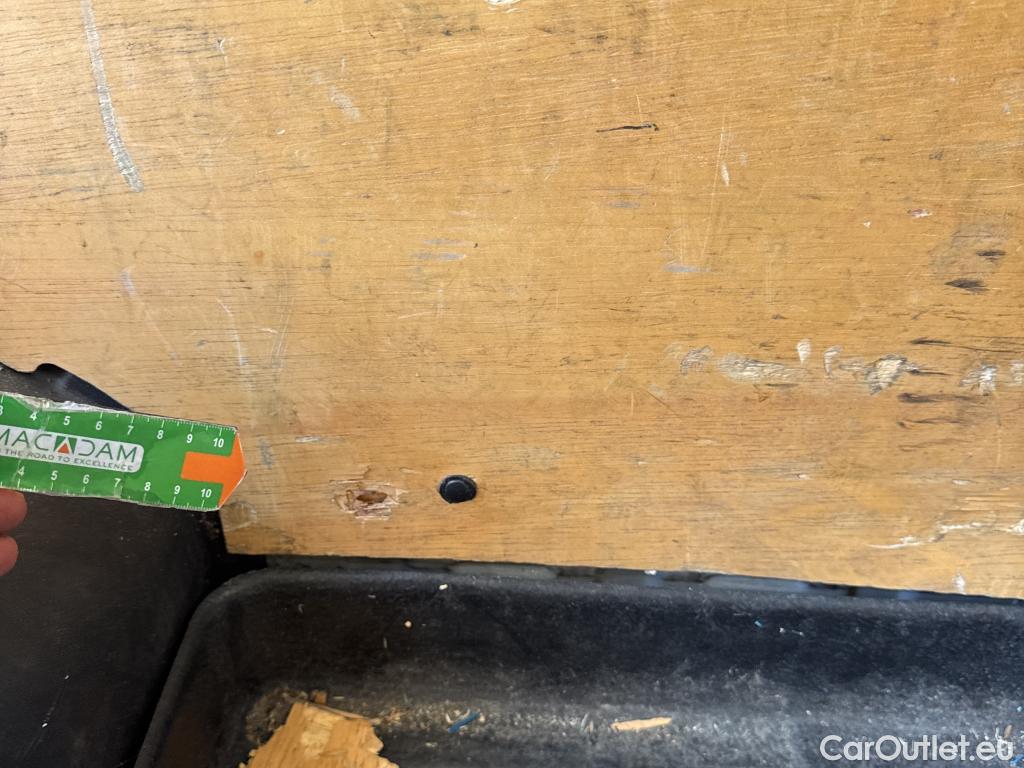  Ford  Transit FORD  VU 4p 6G furgón 350 96kW L3H2 Van Trend Delantera #38