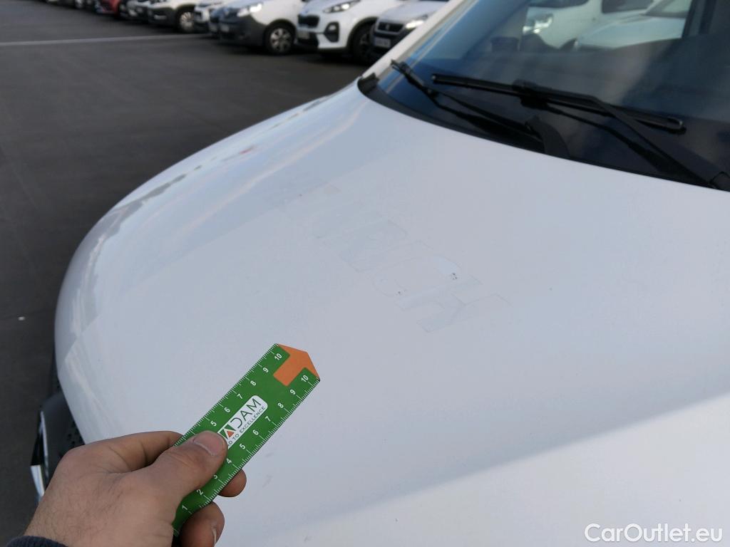  Mercedes  Vito MERCEDES-BENZ  / 2014 / 4P / furgón 111 CDI Larga #5